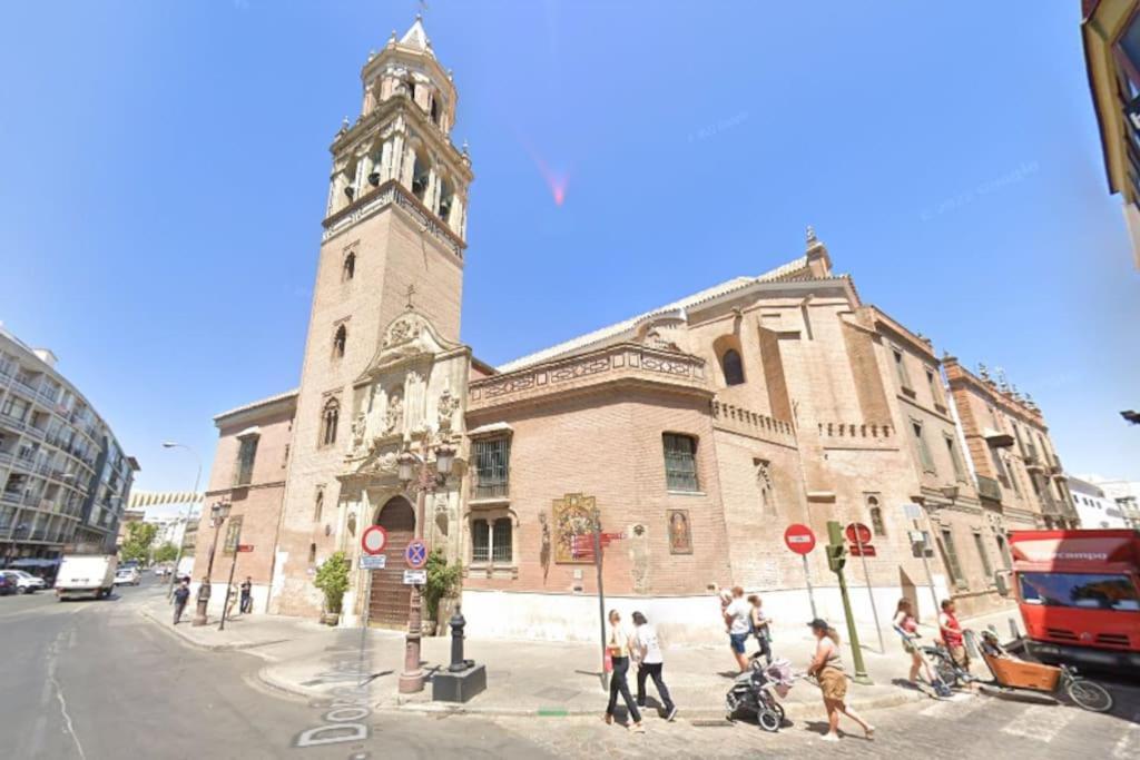 Ferienwohnung Atico Plaza Cristo De Burgos Sevilla Exterior foto